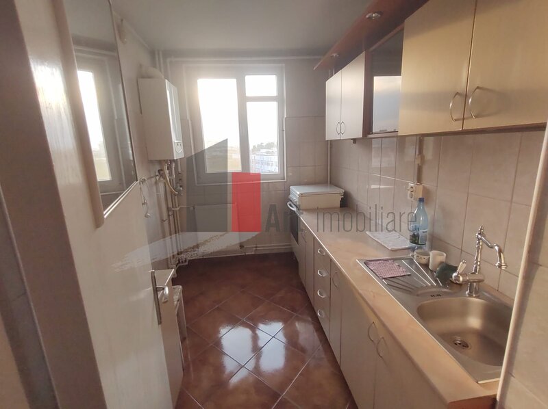 Obregia - Fantana Florilor Vanzare apartament 3 camere cu centrala