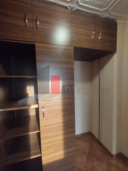 Obregia - Fantana Florilor Vanzare apartament 3 camere cu centrala