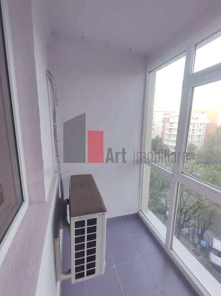 Obregia - Fantana Florilor Vanzare apartament 3 camere cu centrala