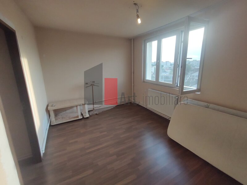 Obregia - Fantana Florilor Vanzare apartament 3 camere cu centrala