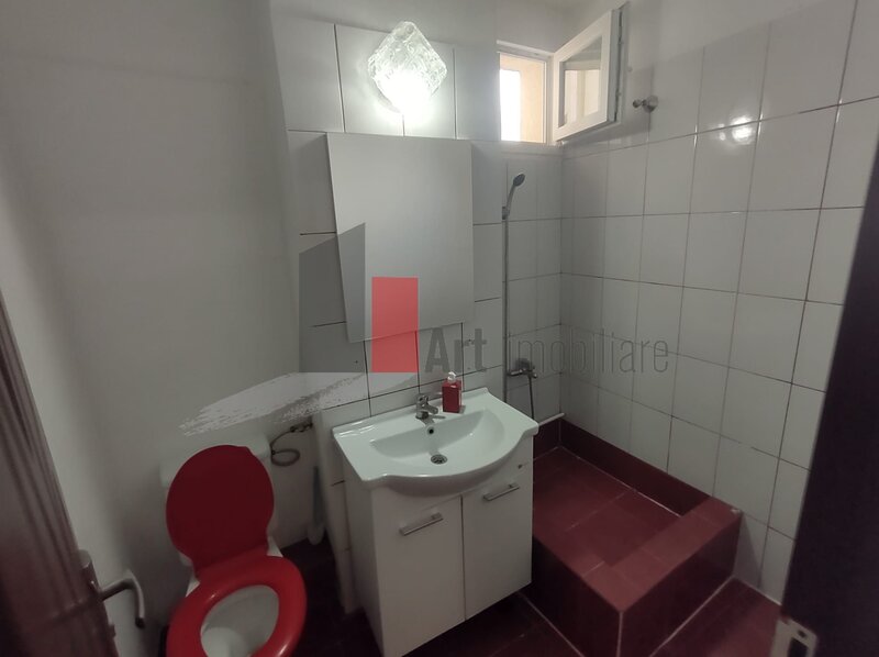 Obregia - Fantana Florilor Vanzare apartament 3 camere cu centrala