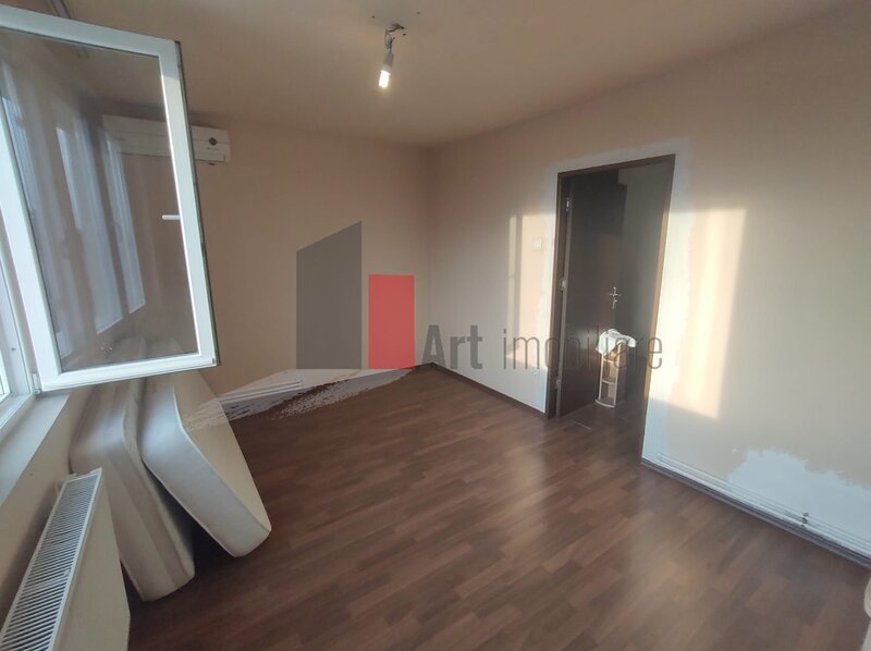 Obregia - Fantana Florilor Vanzare apartament 3 camere cu centrala