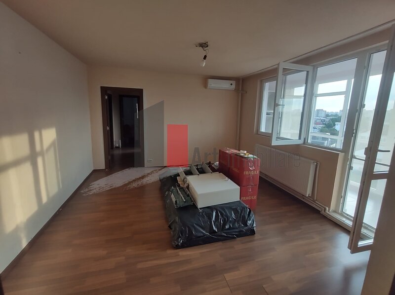 Obregia - Fantana Florilor Vanzare apartament 3 camere cu centrala